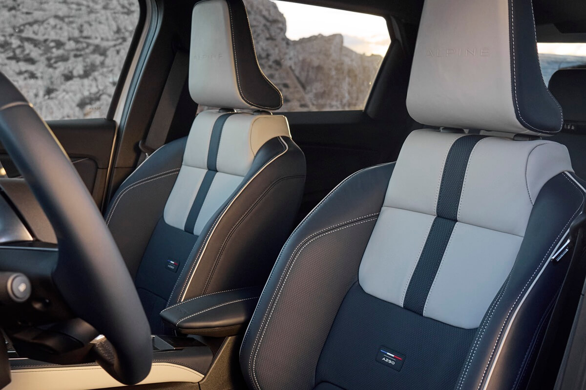 Alpine A290 (2026) interni / sedili
