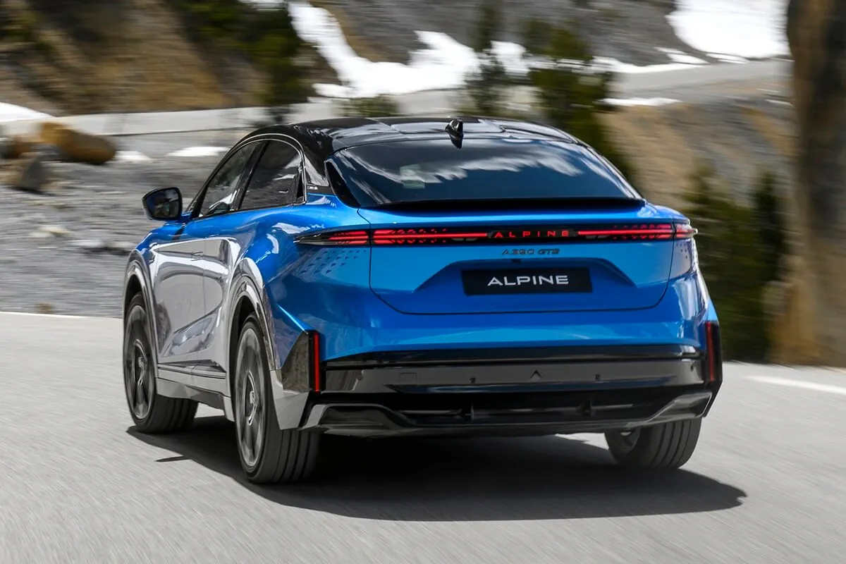 Alpine A390 (2026) vista posteriore