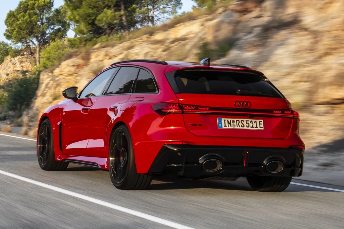 Audi RS 5 Avant (2026) rear view