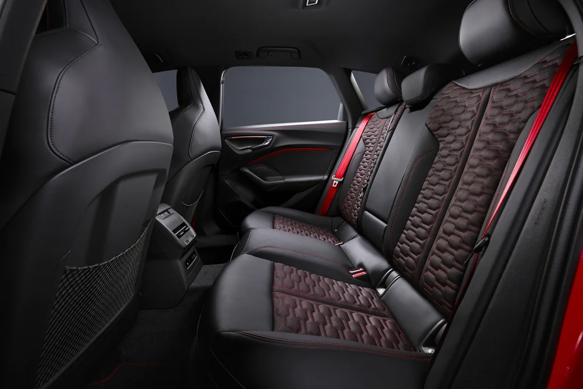 Audi RS 5 Avant (2026) interior seats