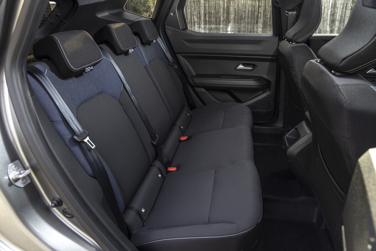 Dacia Duster (2026) interior seats