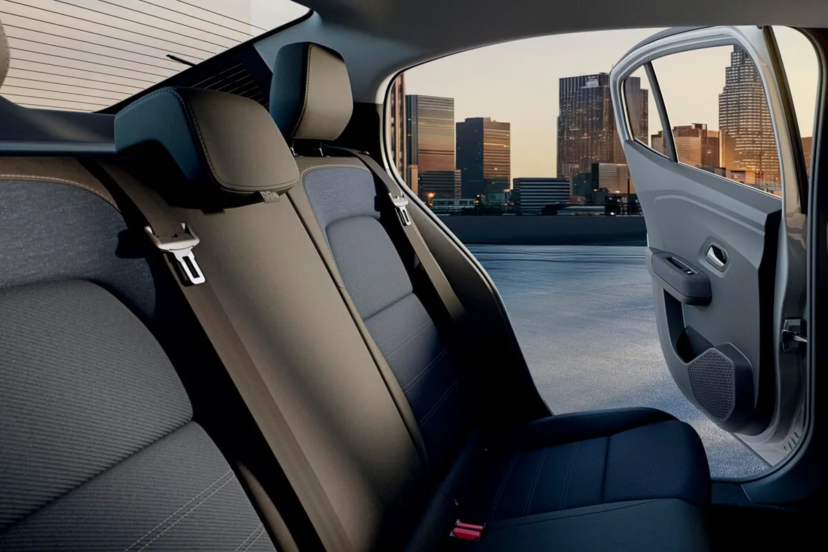 Dacia Logan (2026) interieur (zitplaatsen)