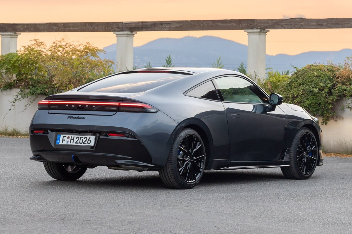 Alfa Romeo Prelude (2026) rear view