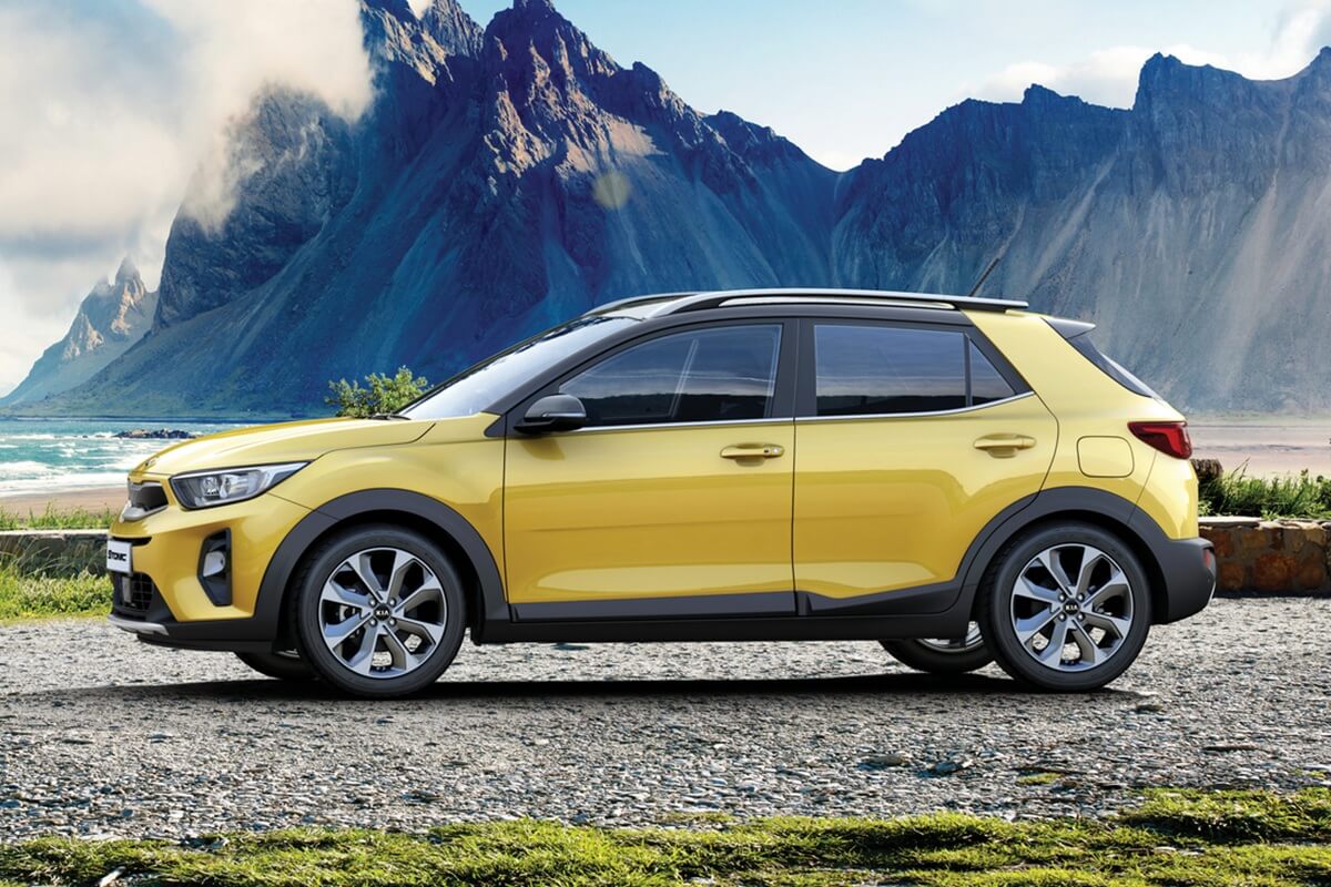 Kia Stonic (2017–2020) side view