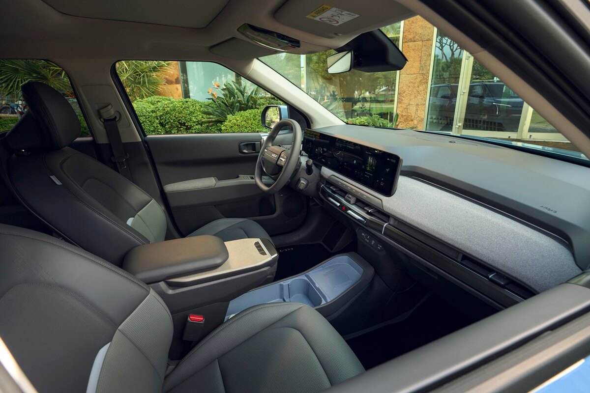 Kia EV3 (2026) interior seats