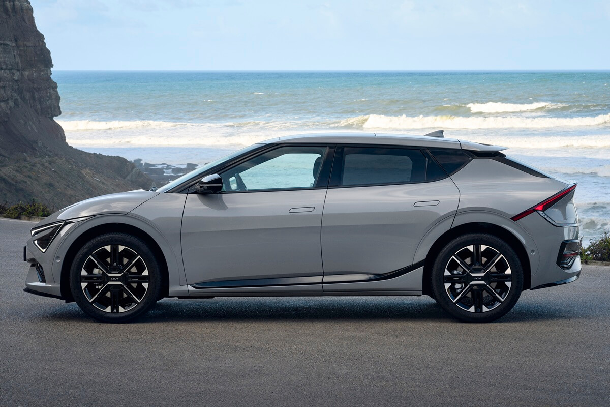 Kia EV6 (2026) side view