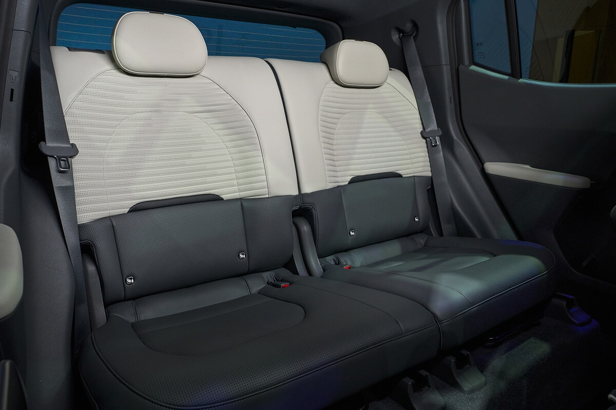 Kia EV2 (2026) interior seats