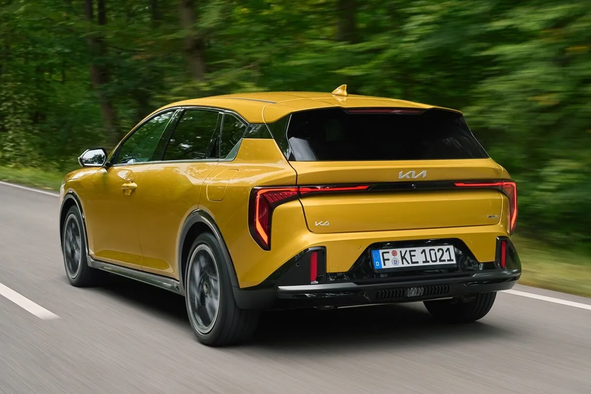 Kia K4 (2026) achteraanzicht