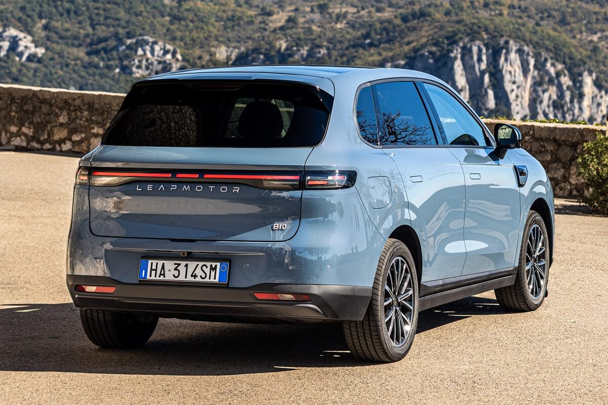 Leapmotor B10 (2026) rear view