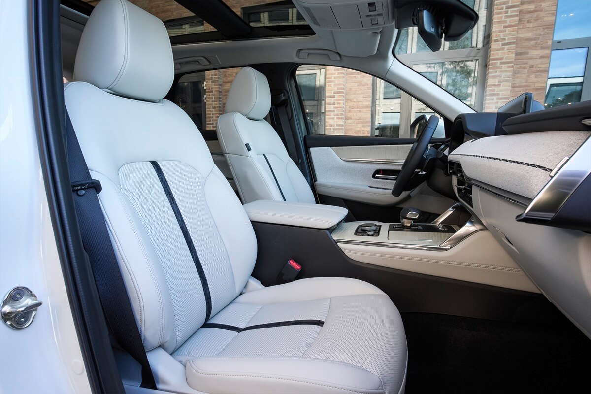 Mazda CX-60 (2026) interior seats
