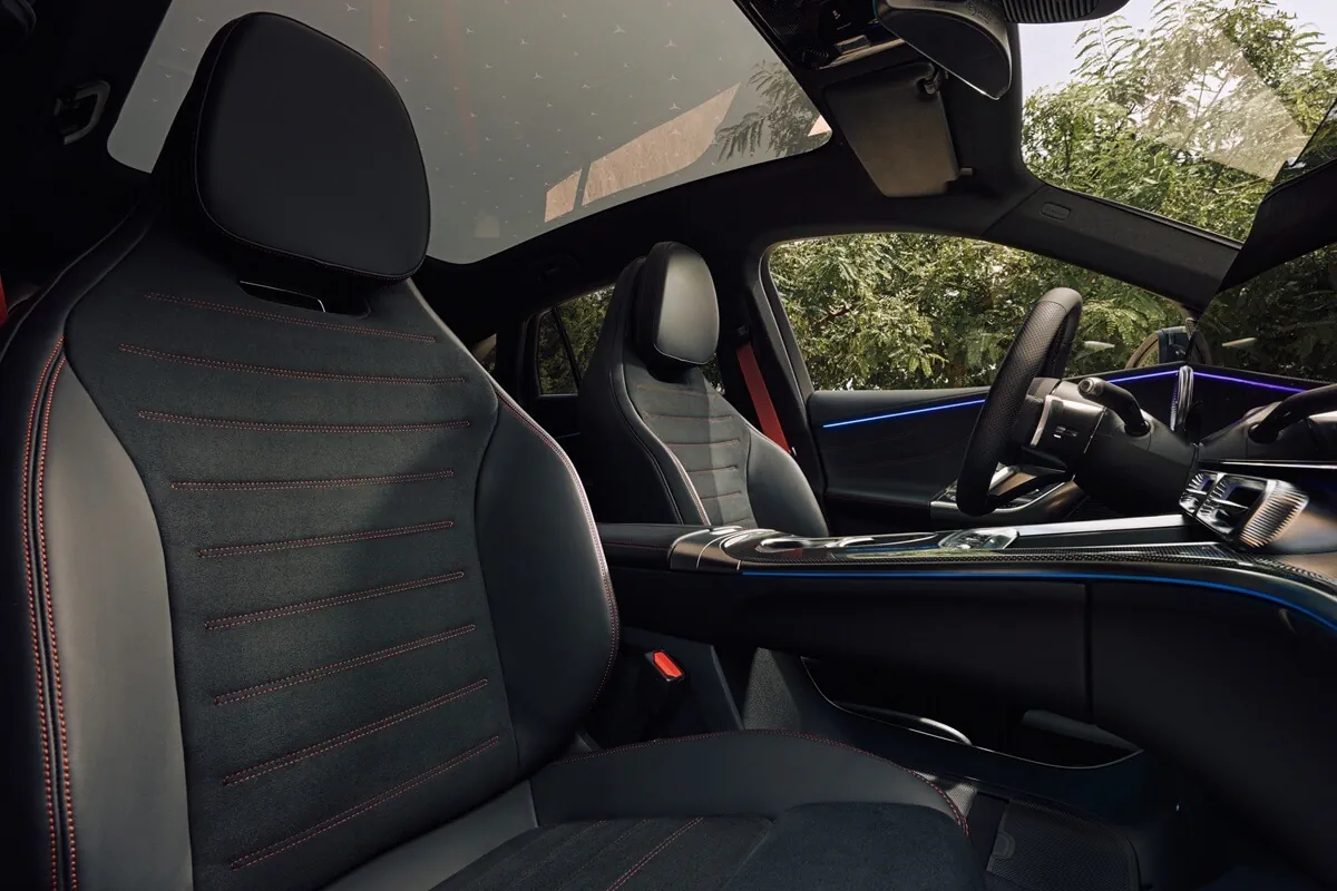 Mercedes-Benz GLC EQ (2026) Innenraum / Sitze