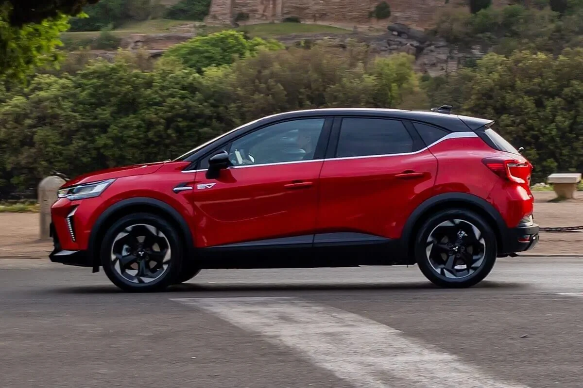 Mitsubishi ASX (2026) vista laterale