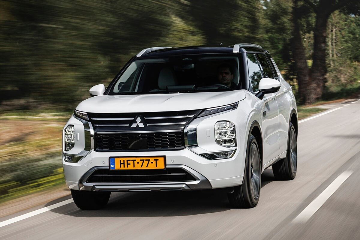 Mitsubishi Outlander (2025–present)