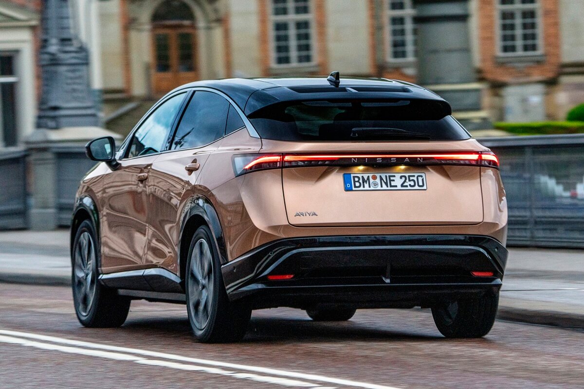 Nissan Ariya (2026) rear view
