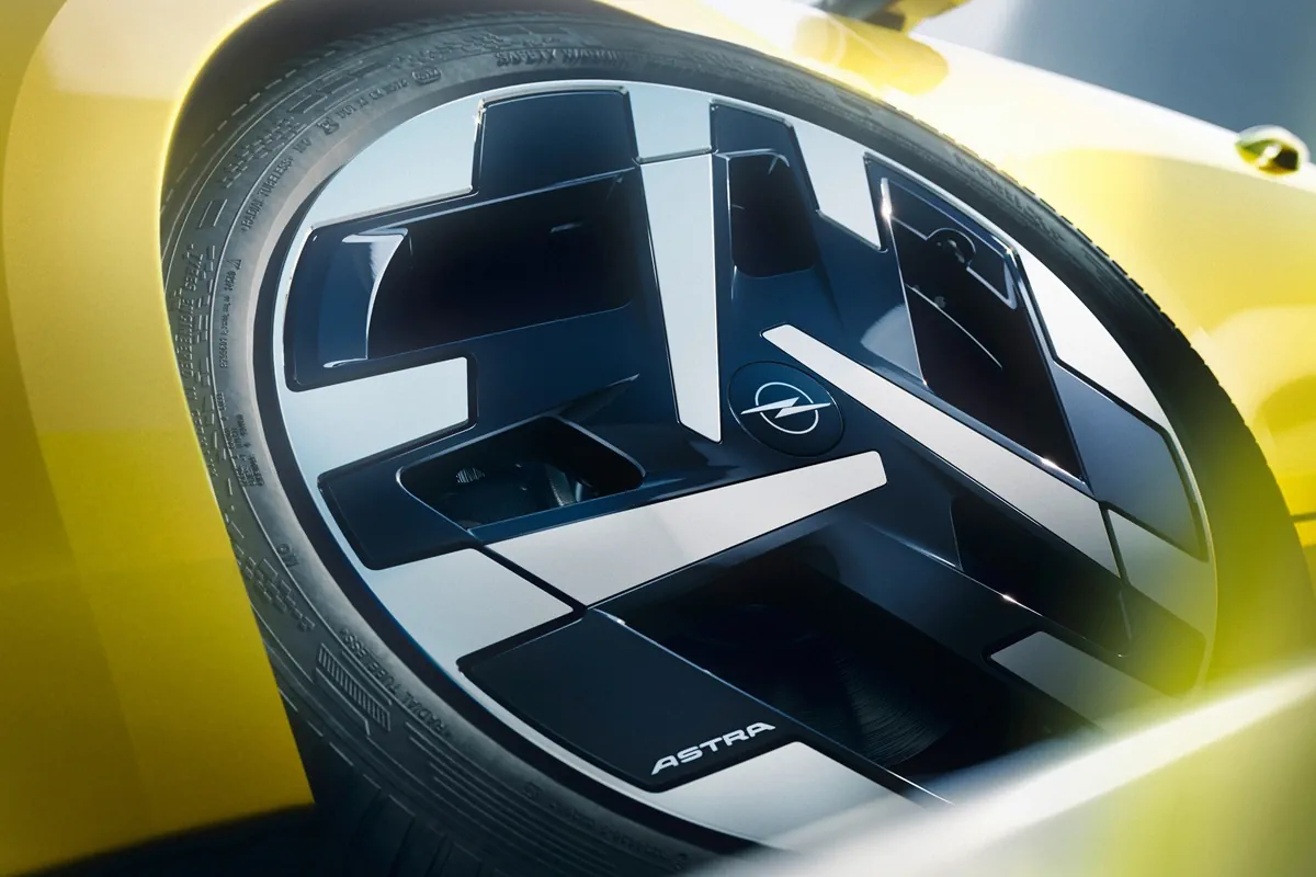 Opel Astra Sports Tourer (2026) interior seats