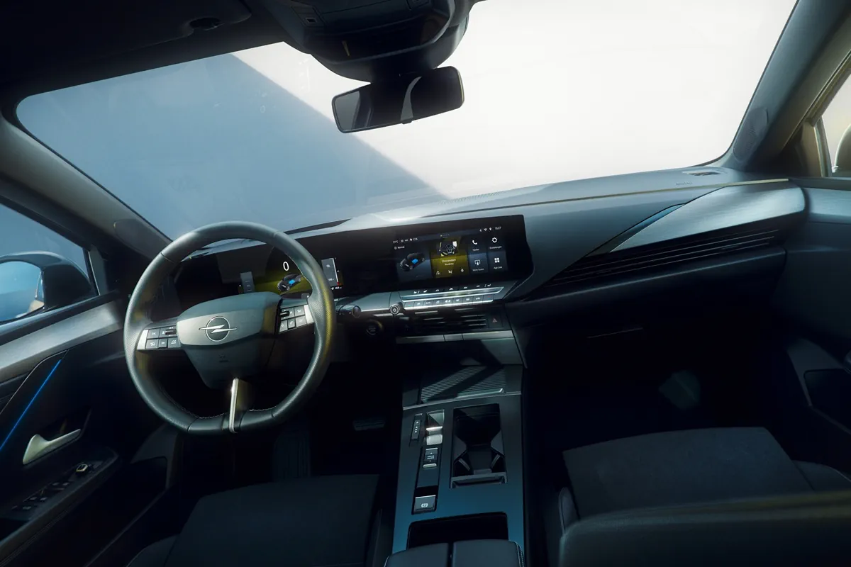 Opel Astra (2026) dashboard view