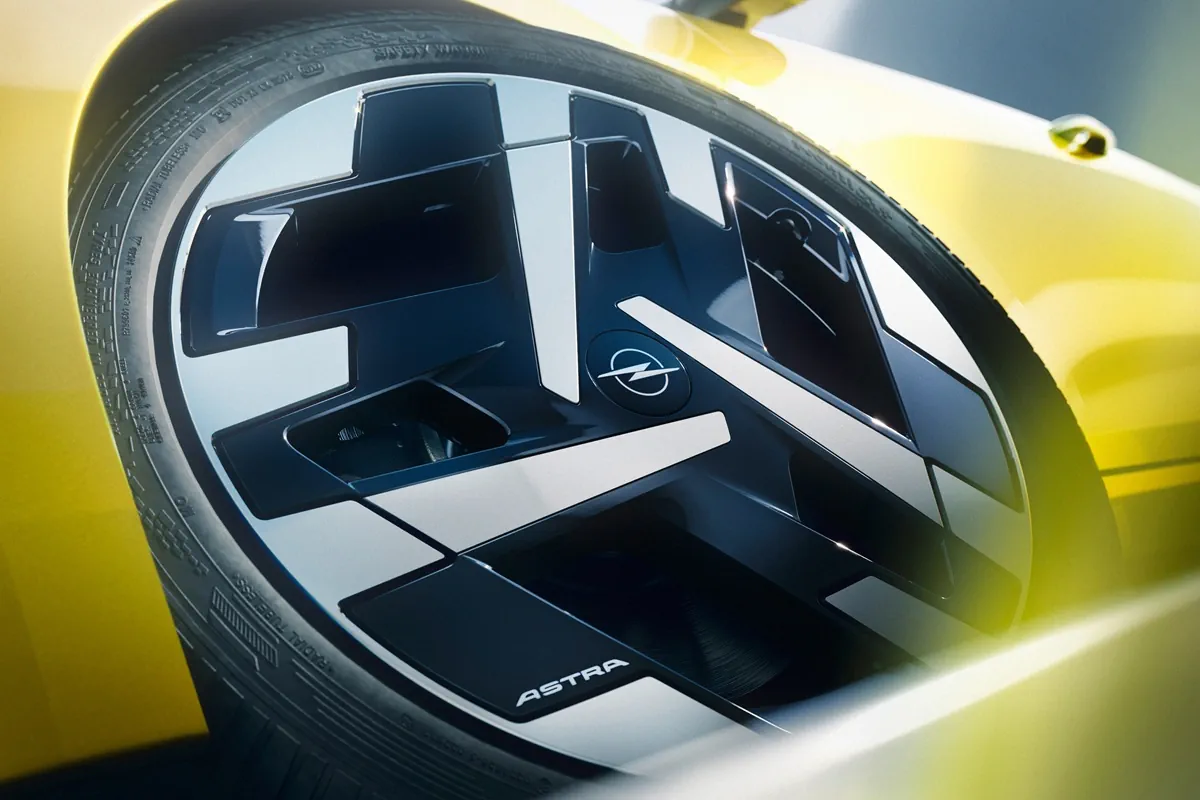 Opel Astra (2026) interior seats