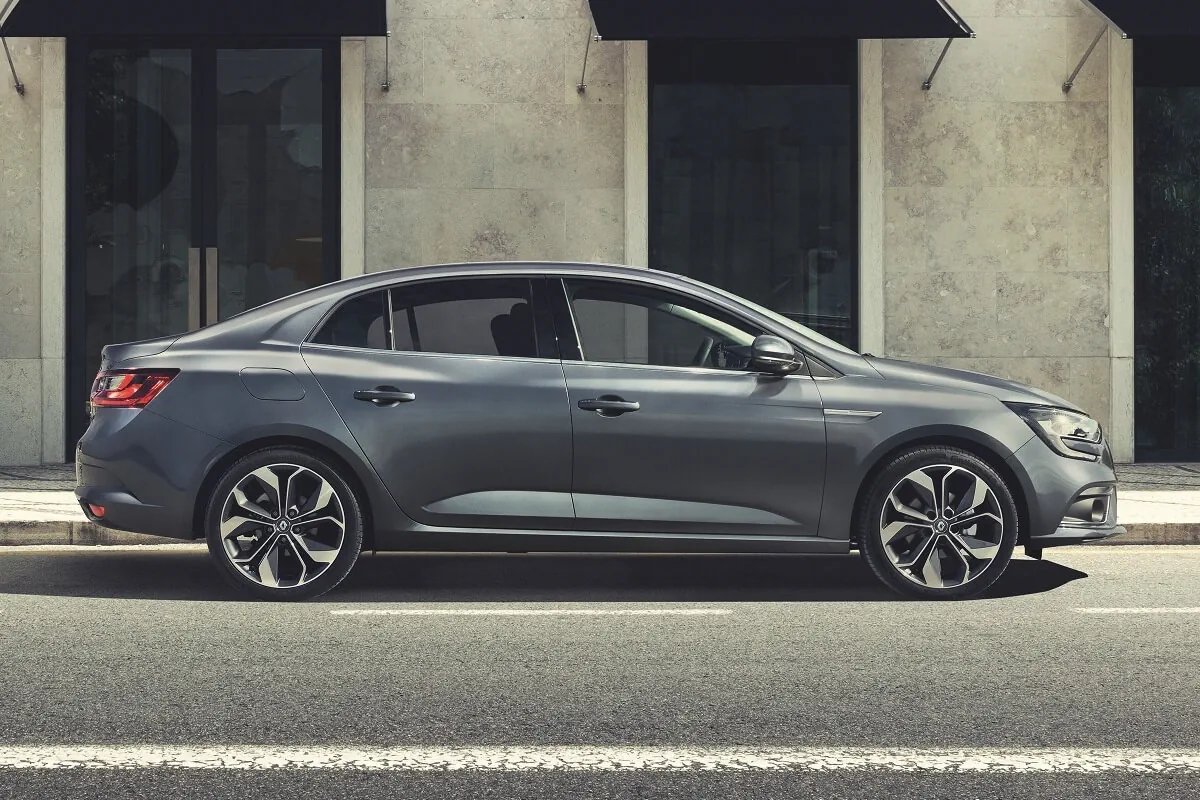 Renault Megane Sedan (2016–2020) vue latérale