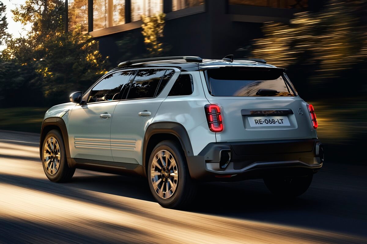 Renault 4 (2026) rear view