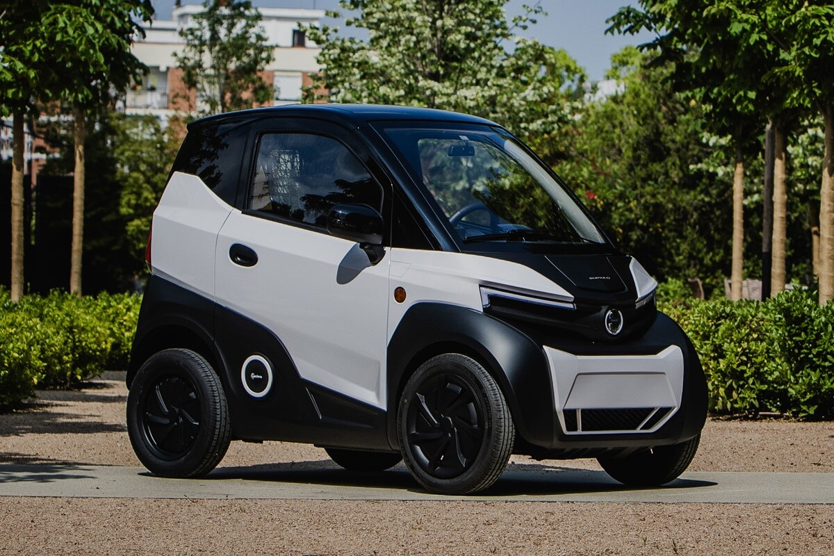 Silence S04 (2026) side view