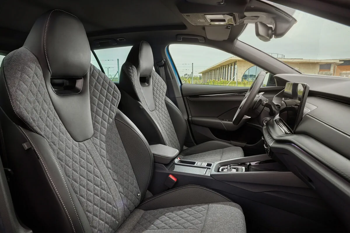 Skoda Octavia Combi (2026) interni / sedili