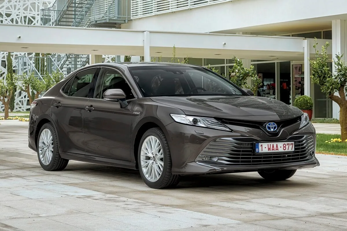 Toyota Camry 2019–2020 Gen 8