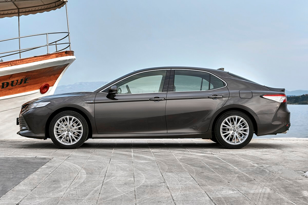 Toyota Camry (2019–2020) Seitenansicht