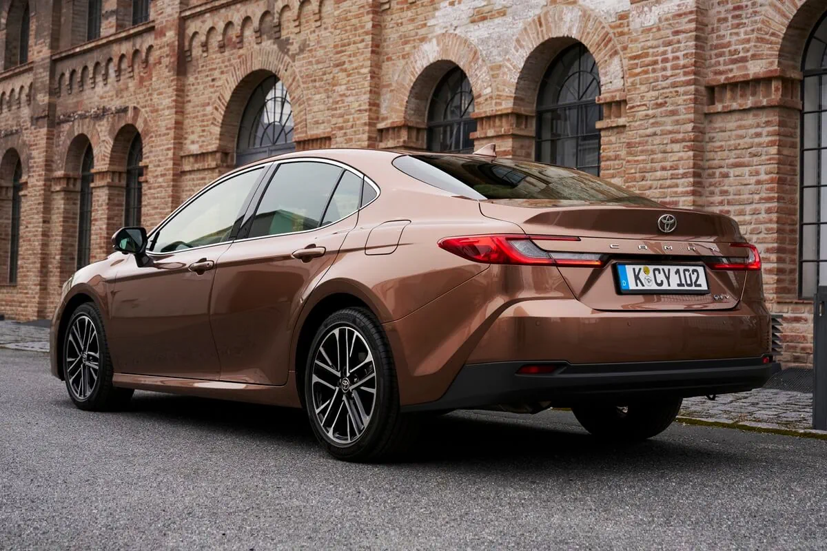 Toyota Camry (2026) achteraanzicht
