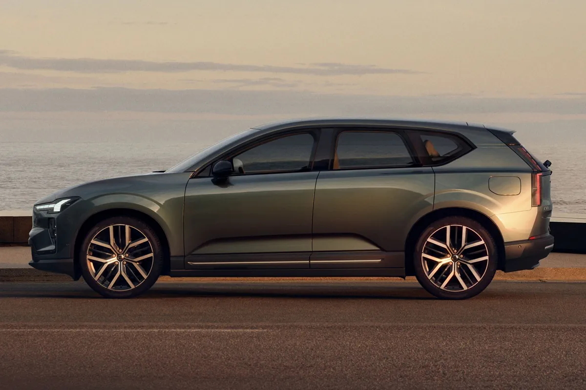 Volvo EX60 (2026) side view