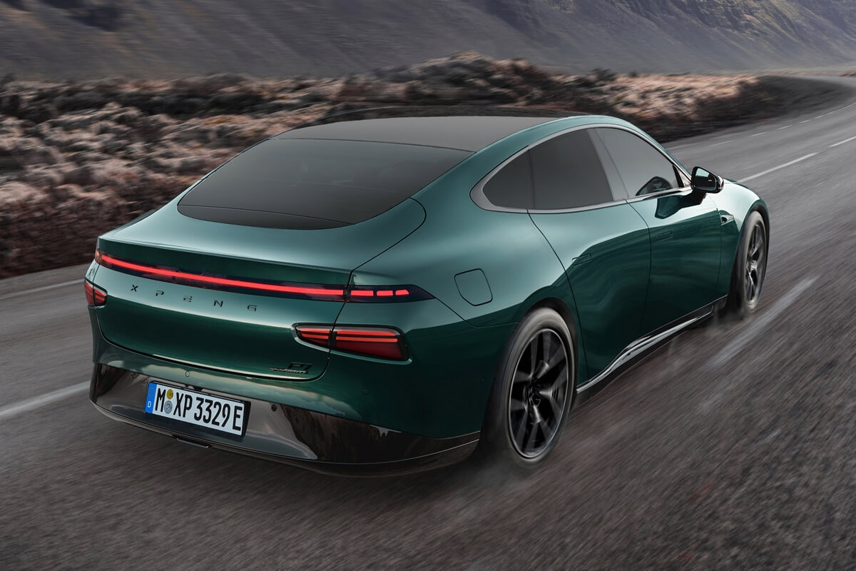 Xpeng P7 (2023–2025) vue arrière