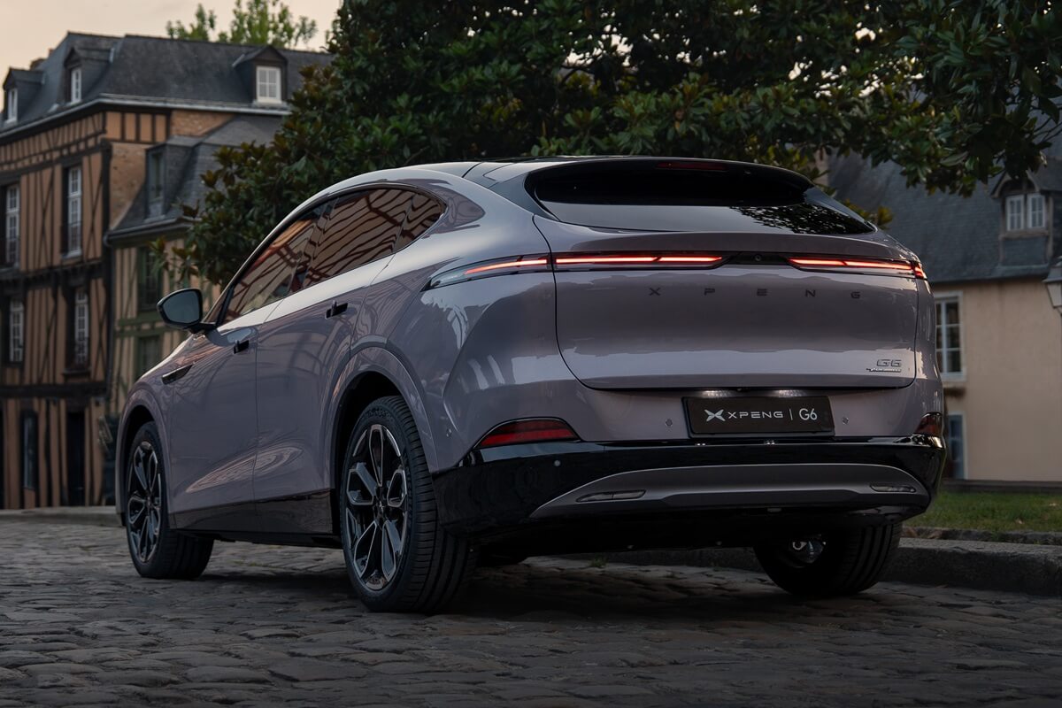 Xpeng G6 (2026) achteraanzicht