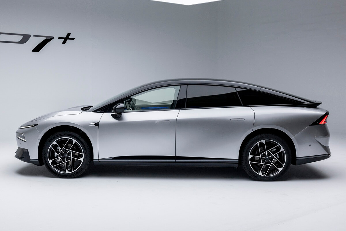 Xpeng P7+ (2026) side view