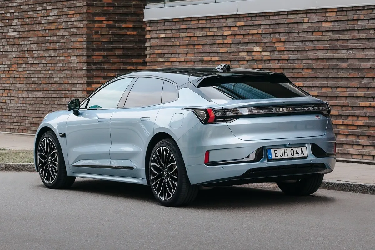 Zeekr 001 (2026) achteraanzicht