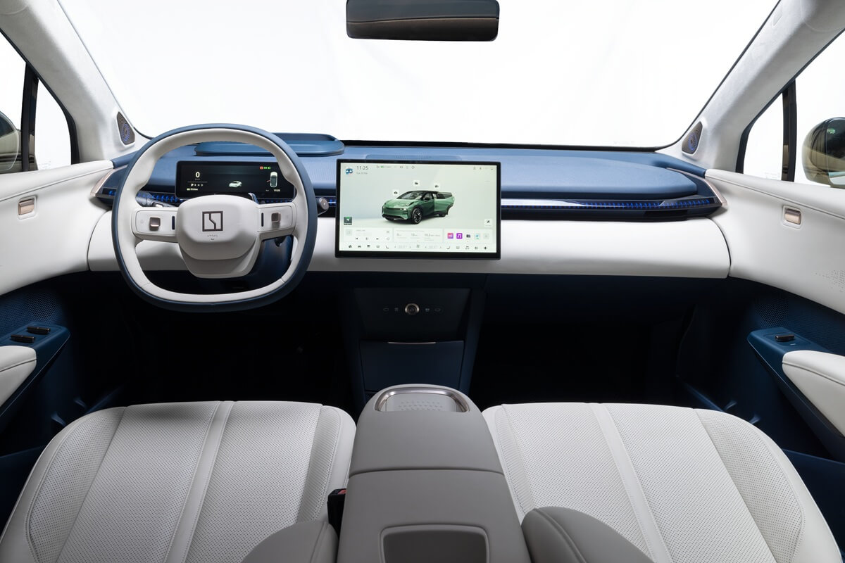 Zeekr X (2026) dashboard view