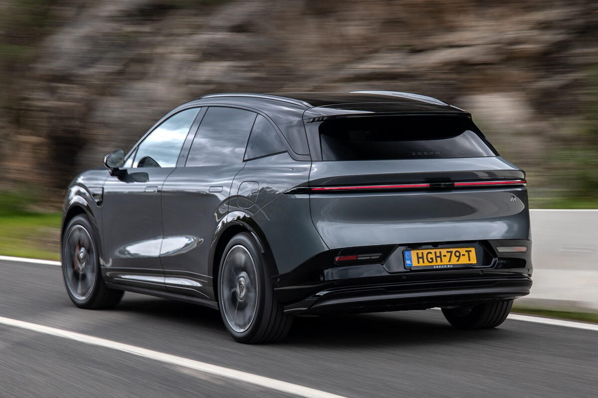 Zeekr 7X (2026) rear view