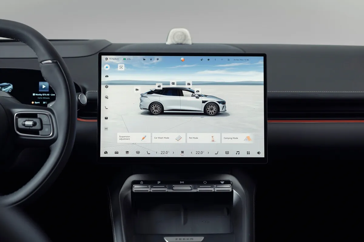 Zeekr 7GT (2026) vista del tablero